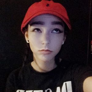 Meet your Posher, Briana